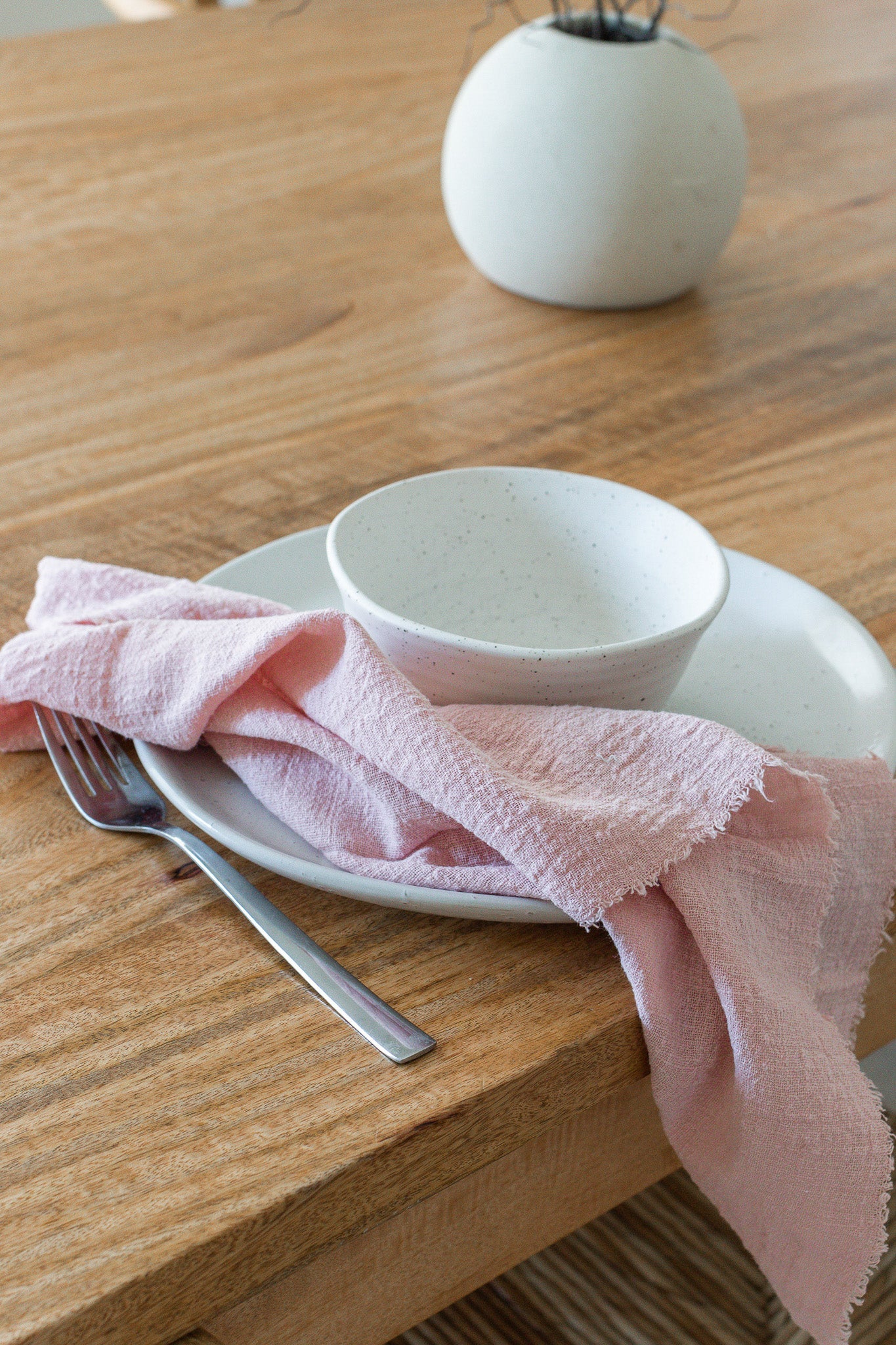 pink frayed napkin – Table Threads